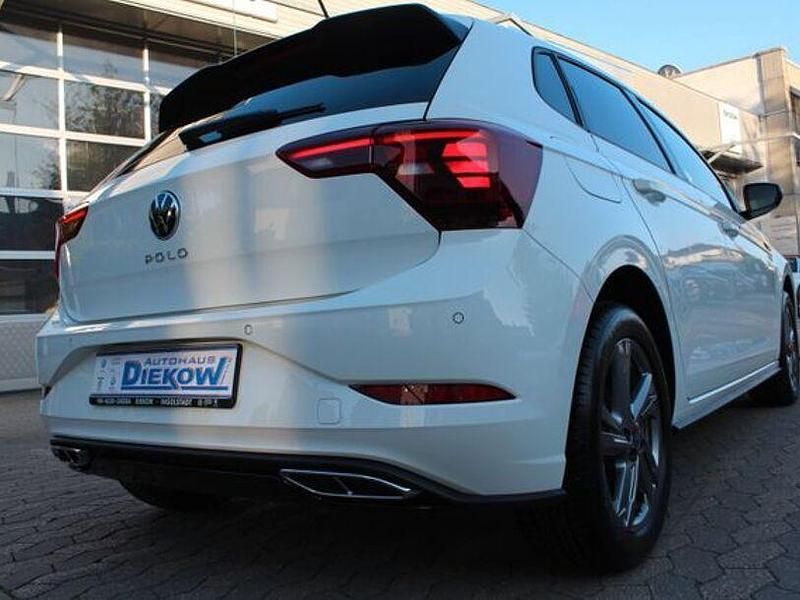 Weiß Gebraucht 2024 VW Polo R-line Limousine | 23.800 € (Fairer Preis) - Bild 1/4