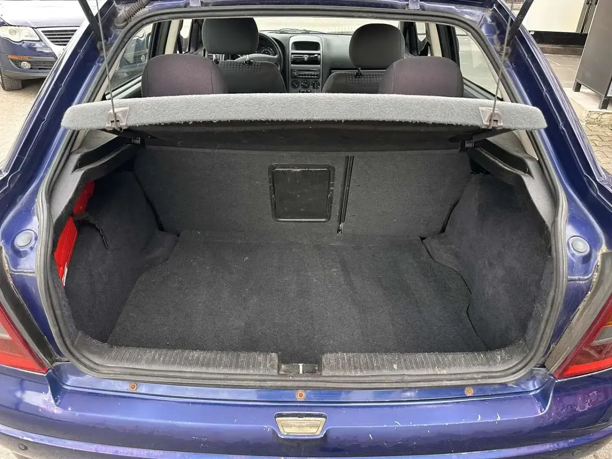 Gebraucht Opel Astra Njoy 84 PS (61 kW) 2004 Limousine