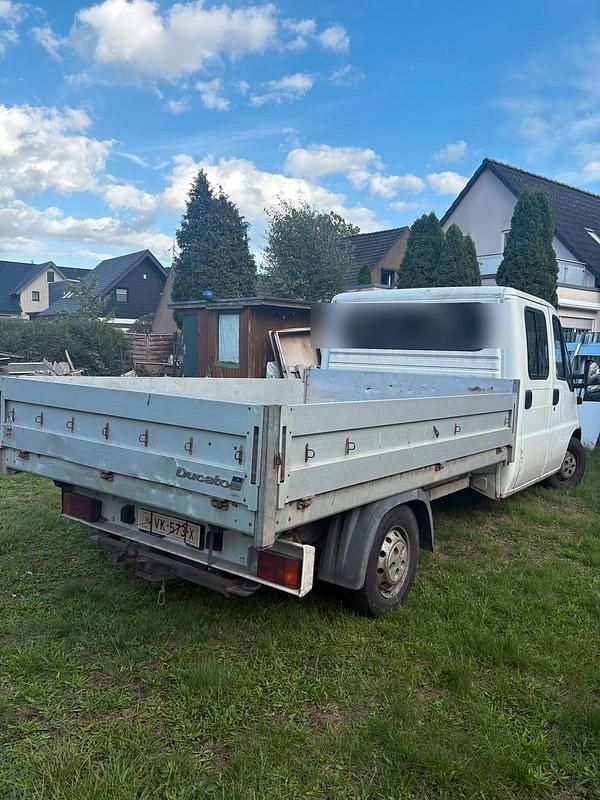 Weiß Gebraucht 2005 Fiat Ducato Van | 4.500 € (Fairer Preis) - Bild 1/2