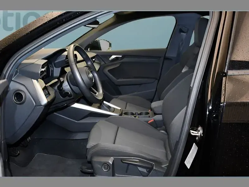 Gebraucht Audi A3 Sportback 150 PS (110 kW) 2022 Schwarz Kleinwagen