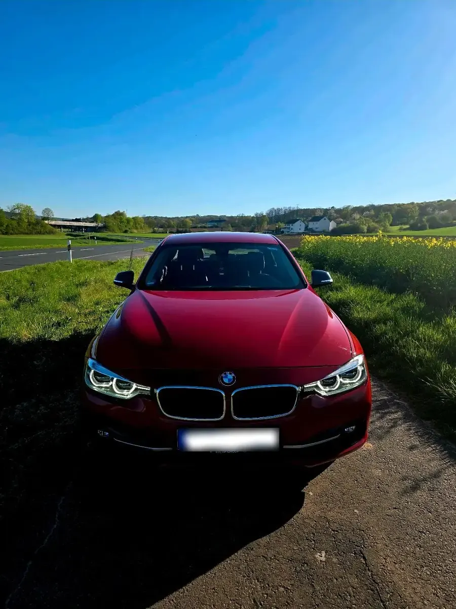 Second-hand BMW 320 Efficient Dynamics 163 CP (119 kW) 2017 Roșu Berlinǎ