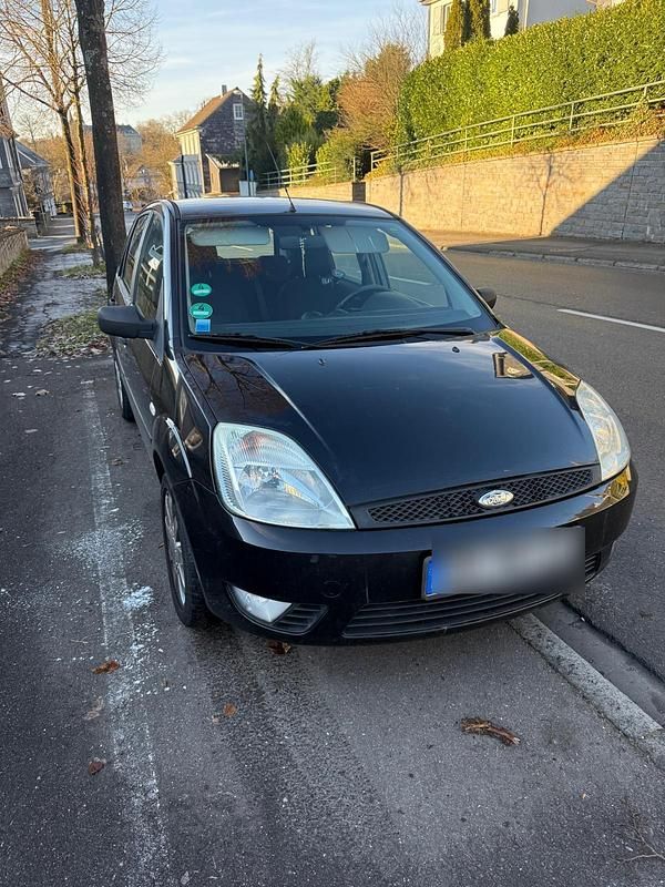 Schwarz Gebraucht 2005 Ford Fiesta Kleinwagen | 1.200 € (Guter Preis) - Bild 1/4