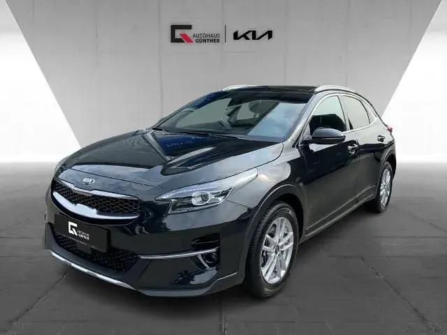 1k) zilinaschwarz met. (schwarz Gebraucht 2022 Kia XCeed Xdition SUV | 21.490 € (Fairer Preis) - Bild 1/4