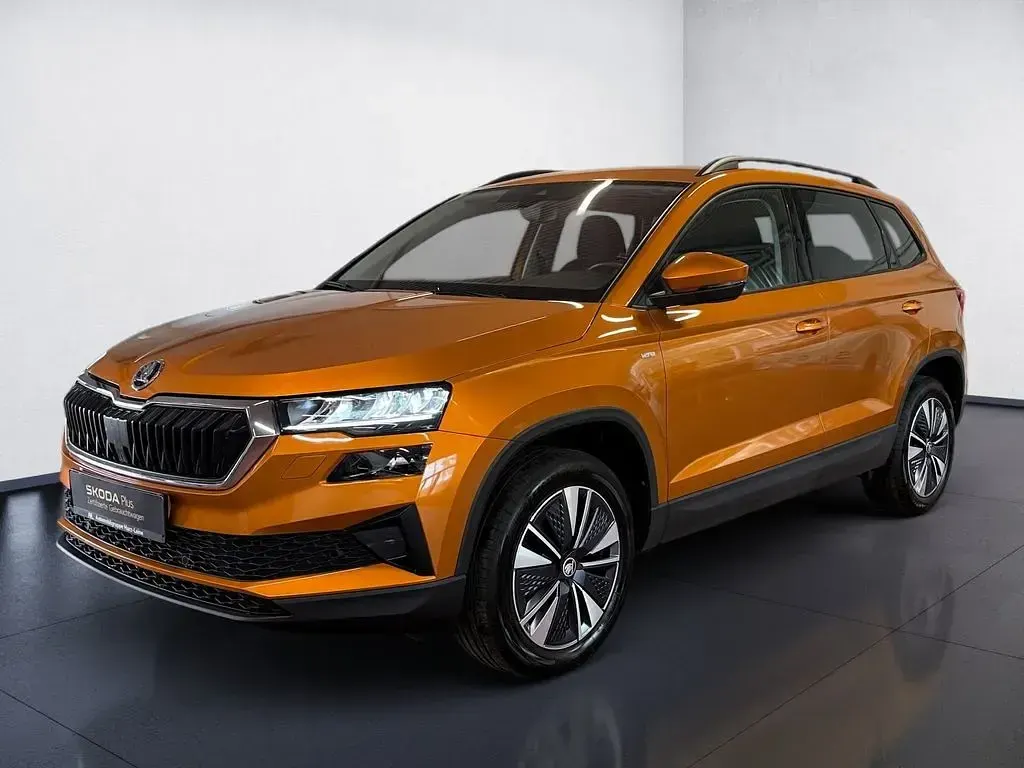 Gebraucht Skoda Karoq Ambition 150 PS (110 kW) 2023 Phoenixorange premium metallic SUV