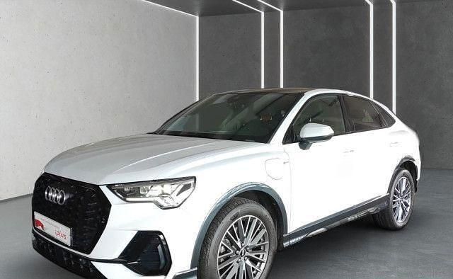 Weiß Gebraucht 2021 Audi Q3 Sportback S-Line SUV | 34.700 € (Teuer) - Bild 1/4