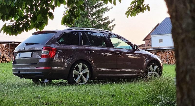 Braun Gebraucht 2013 Skoda Octavia Elegance Kombi | 7.800 € (Fairer Preis) - Bild 1/4