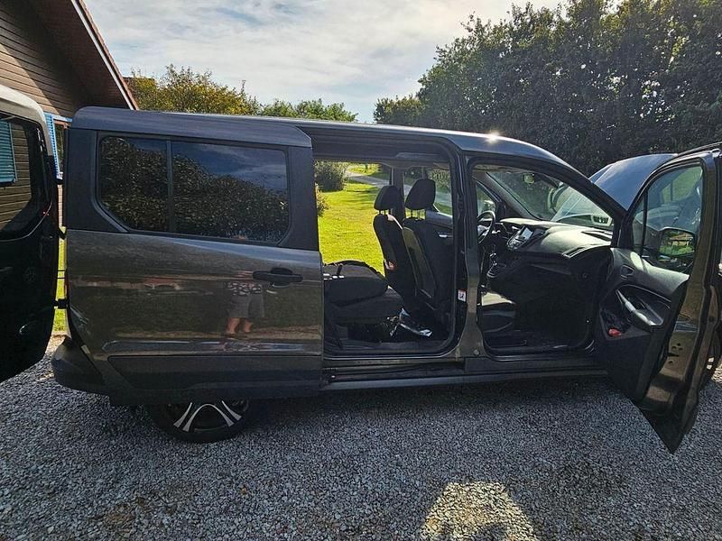 Second-hand Ford Transit Connect 120 CP (88 kW) 2017 Gri Monovolum