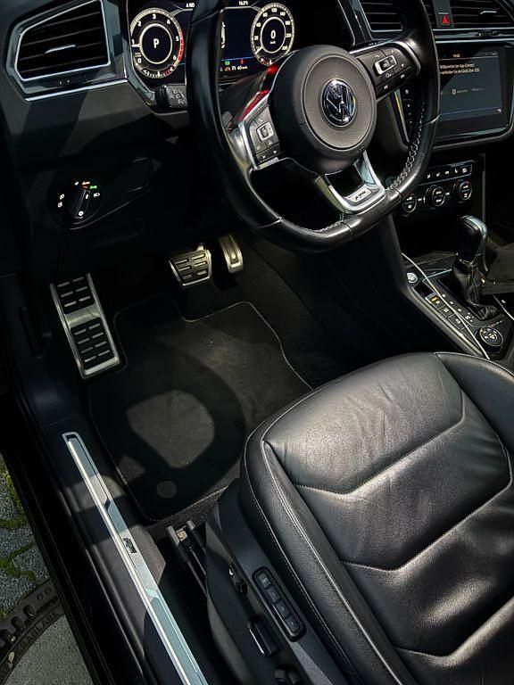 Gebraucht VW Tiguan Highline 239 PS (175 kW) 2017 Schwarz SUV