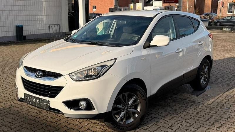 Gebraucht Hyundai ix35 Edition 135 PS (99 kW) 2015 Weiß SUV