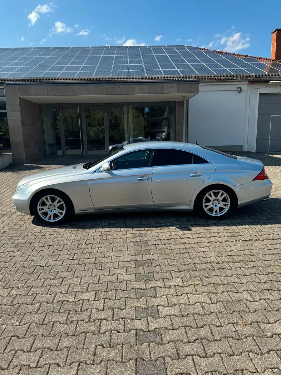 Gebraucht Mercedes CLS350 272 PS (200 kW) 2005 Silber Coupé