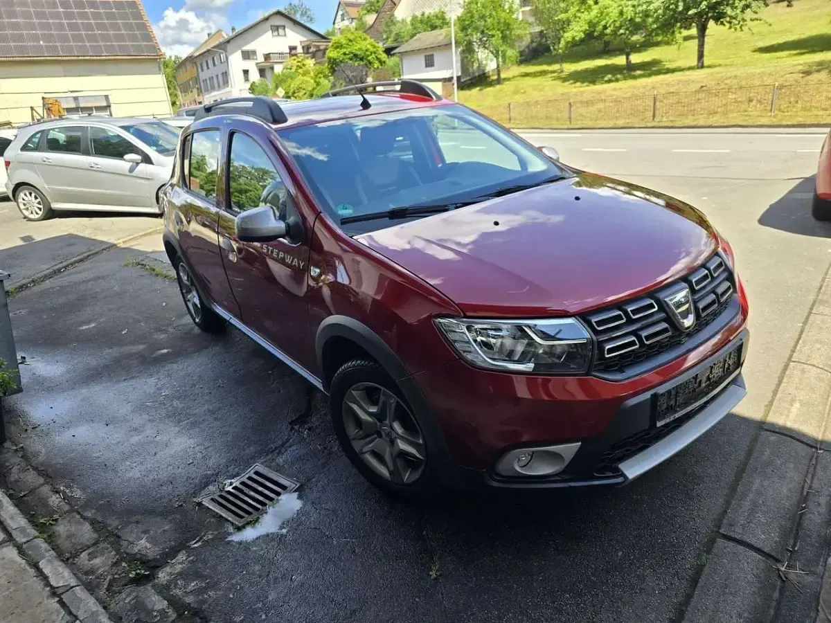 Gebraucht Dacia Sandero Stepway 90 PS (66 kW) 2019 Kirchrot Limousine