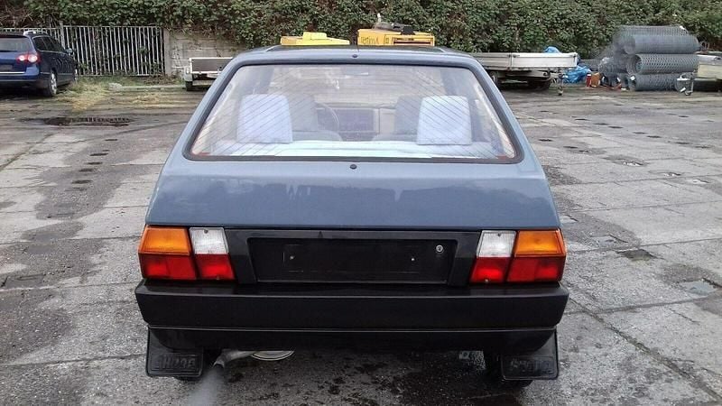 Gebraucht Skoda Favorit 63 PS (46 kW) 1988 Grau Kleinwagen