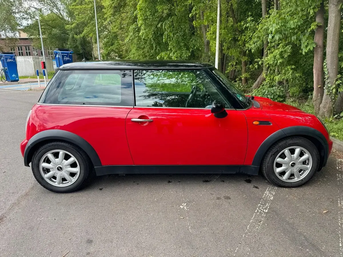 Gebraucht Mini Cooper 115 PS (84 kW) 2002 Rot Kleinwagen