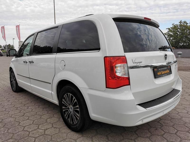 Gebraucht Lancia Voyager S 177 PS (130 kW) 2015 Weiß Van / Kleinbus