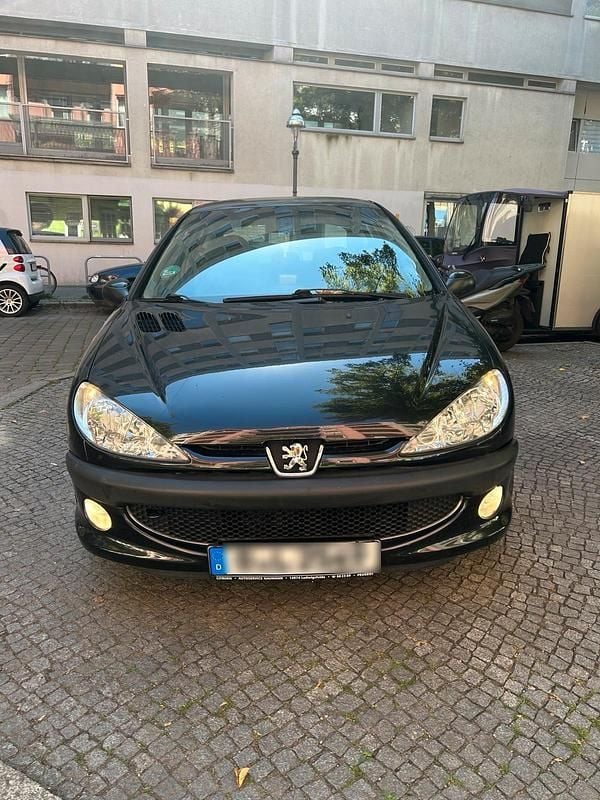 Schwarz Gebraucht 2005 Peugeot 206 Kleinwagen | 1.600 € (Fairer Preis) - Bild 1/4