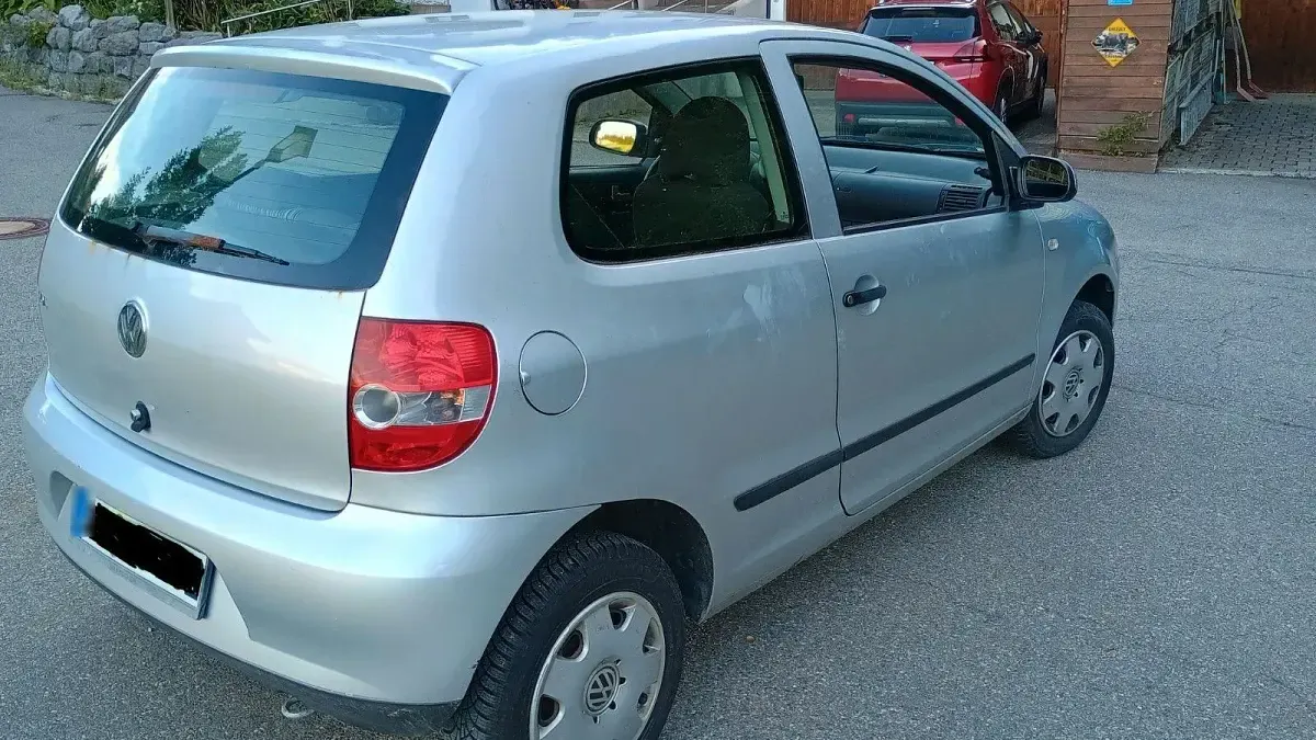 Gebraucht VW Fox 54 PS (39 kW) 2007 Silber Kleinwagen