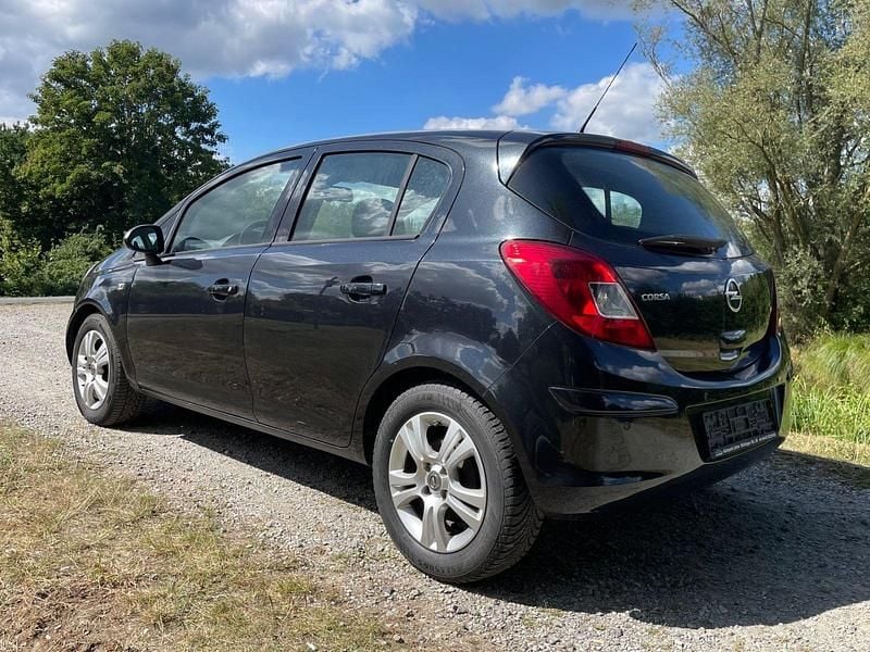 Gebraucht Opel Corsa Innovation 101 PS (74 kW) 2012 Karbonschw graphitschw midnigh Kleinwagen