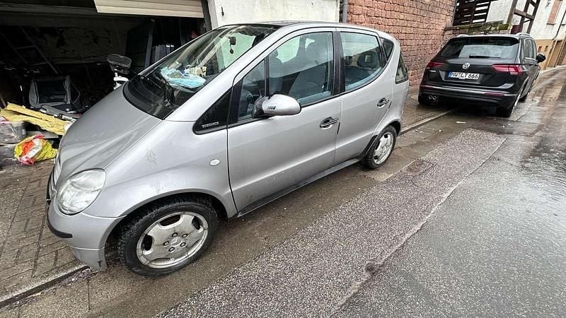 Gebraucht Mercedes B160 102 PS (75 kW) 1999