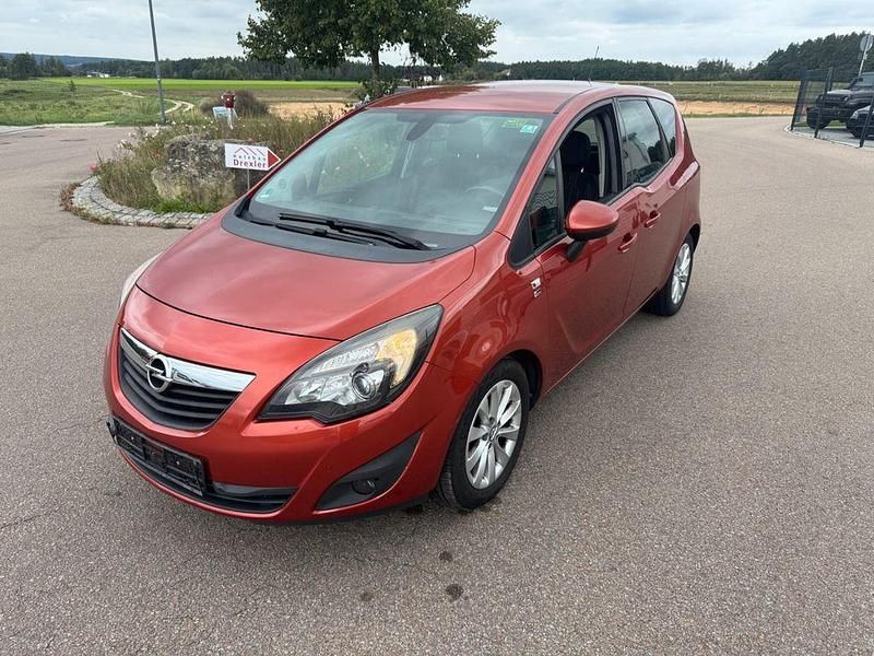 Orange Gebraucht 2012 Opel Meriva Van / Kleinbus | 3.990 € (Guter Preis) - Bild 1/4