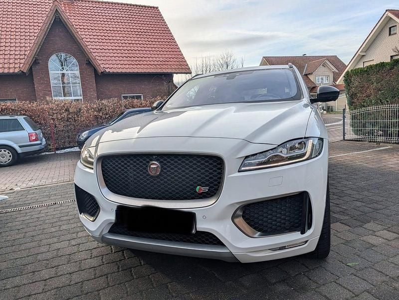 Gebraucht Jaguar F-Pace 300 PS (220 kW) 2019 Weiß SUV