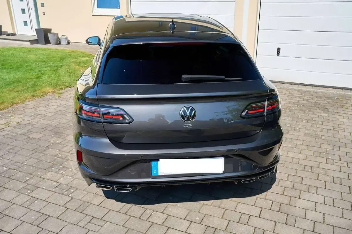 Gebraucht VW Arteon R 320 PS (235 kW) 2022 Grau Kombi