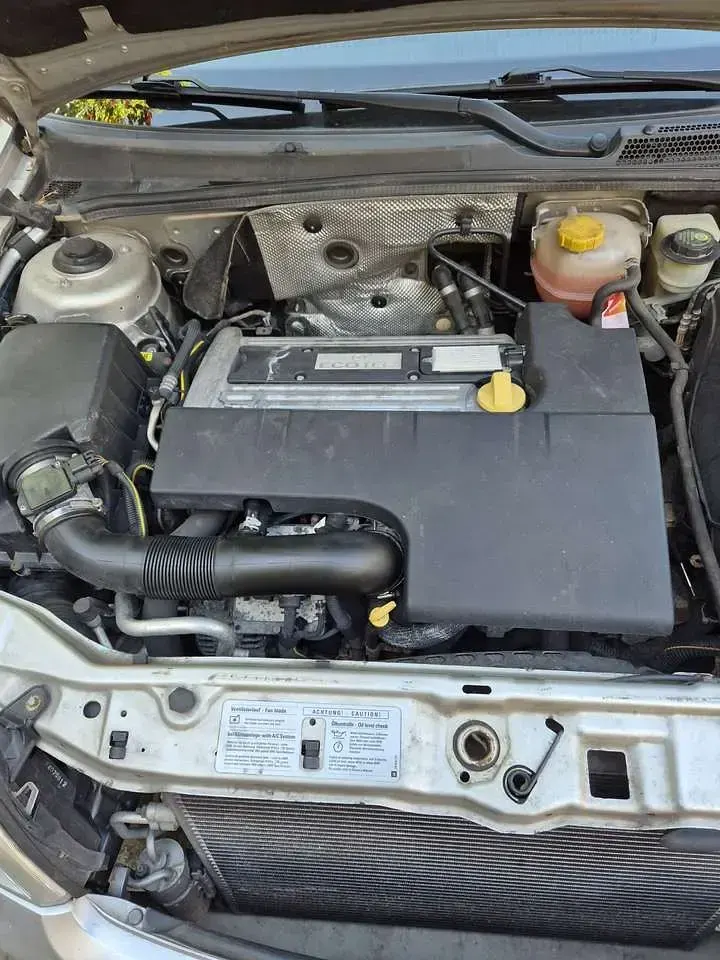 Gebraucht Opel Vectra Comfort 147 PS (108 kW) 2002 Silber Limousine
