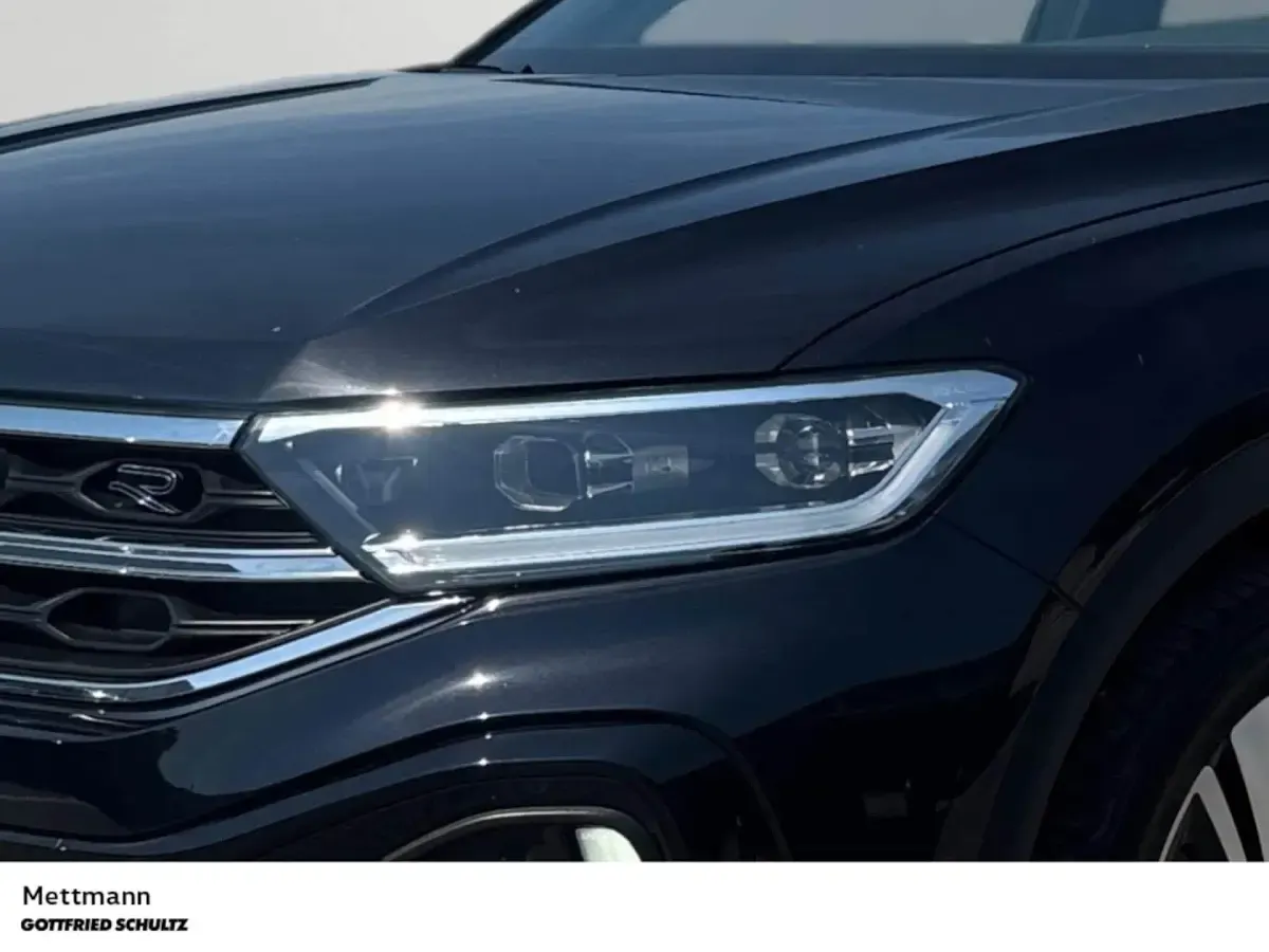 Gebraucht VW T-Roc R-line 150 PS (110 kW) 2023 Schwarz SUV