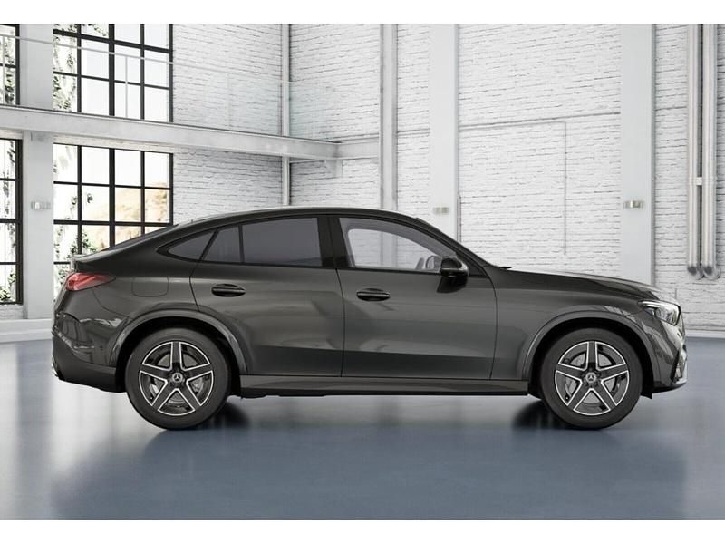 Gebraucht Mercedes GLC300 AMG 269 PS (197 kW) 2025 Metalliclack graphitgrau Coupé