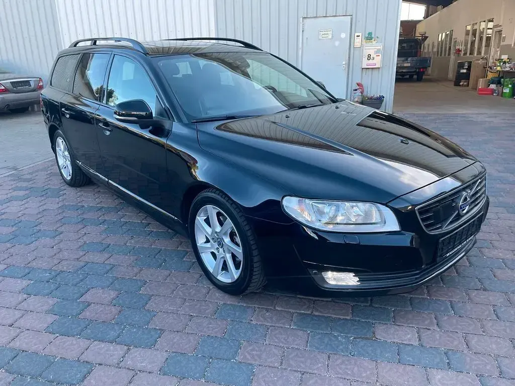 Gebraucht Volvo V70 181 PS (133 kW) 2014 Schwarz Kombi