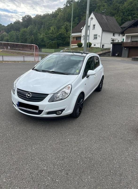 Weiß Gebraucht 2010 Opel Corsa Edition Kleinwagen | 1.499 € (Guter Preis) - Bild 1/4