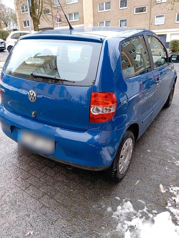 Gebraucht VW Fox 55 PS (40 kW) 2010 Blau Kleinwagen