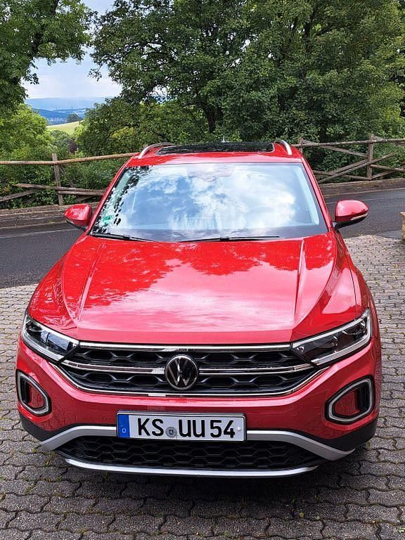 Gebraucht VW T-Roc Style 150 PS (110 kW) 2022 Rot SUV