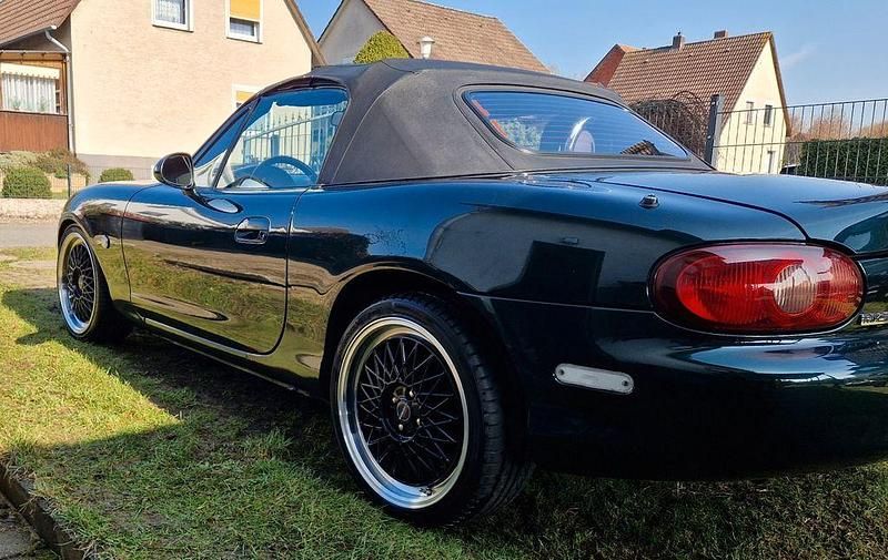 Gebraucht Mazda MX5 140 PS (102 kW) 1999 Grün Cabrio