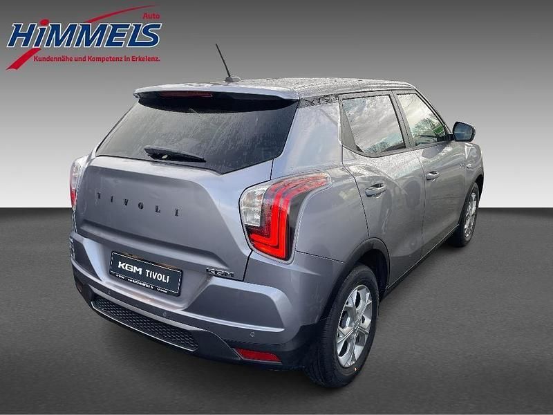 Neu SsangYong Tivoli 163 PS (119 kW) 2025 Grau SUV