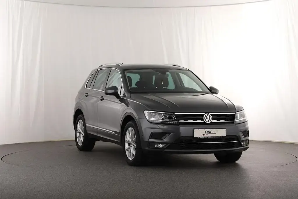 Gebraucht VW Tiguan Highline 150 PS (110 kW) 2019 Grau SUV