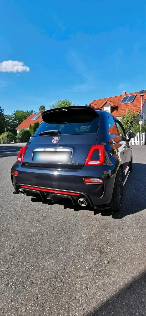 Gebraucht Fiat 500 Abarth 145 PS (106 kW) 2018 Schwarz Kleinwagen