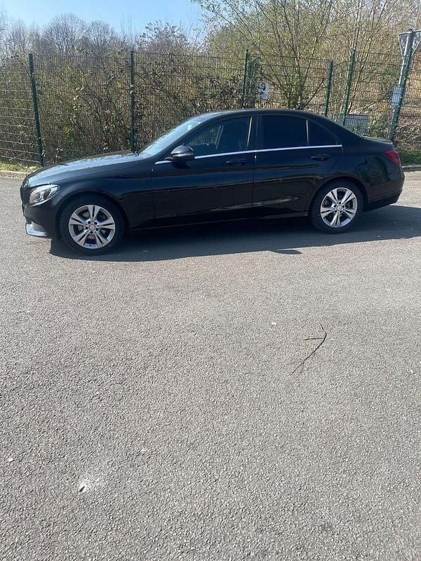 Gebraucht Mercedes C220 Edition 163 PS (119 kW) 2016 Schwarz Limousine