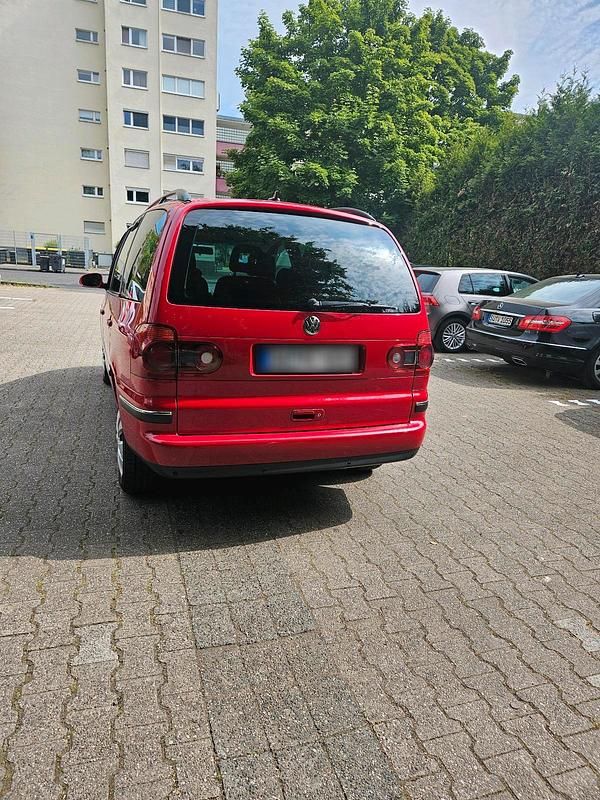 Gebraucht VW Sharan 140 PS (102 kW) 2008 Rot Van / Kleinbus