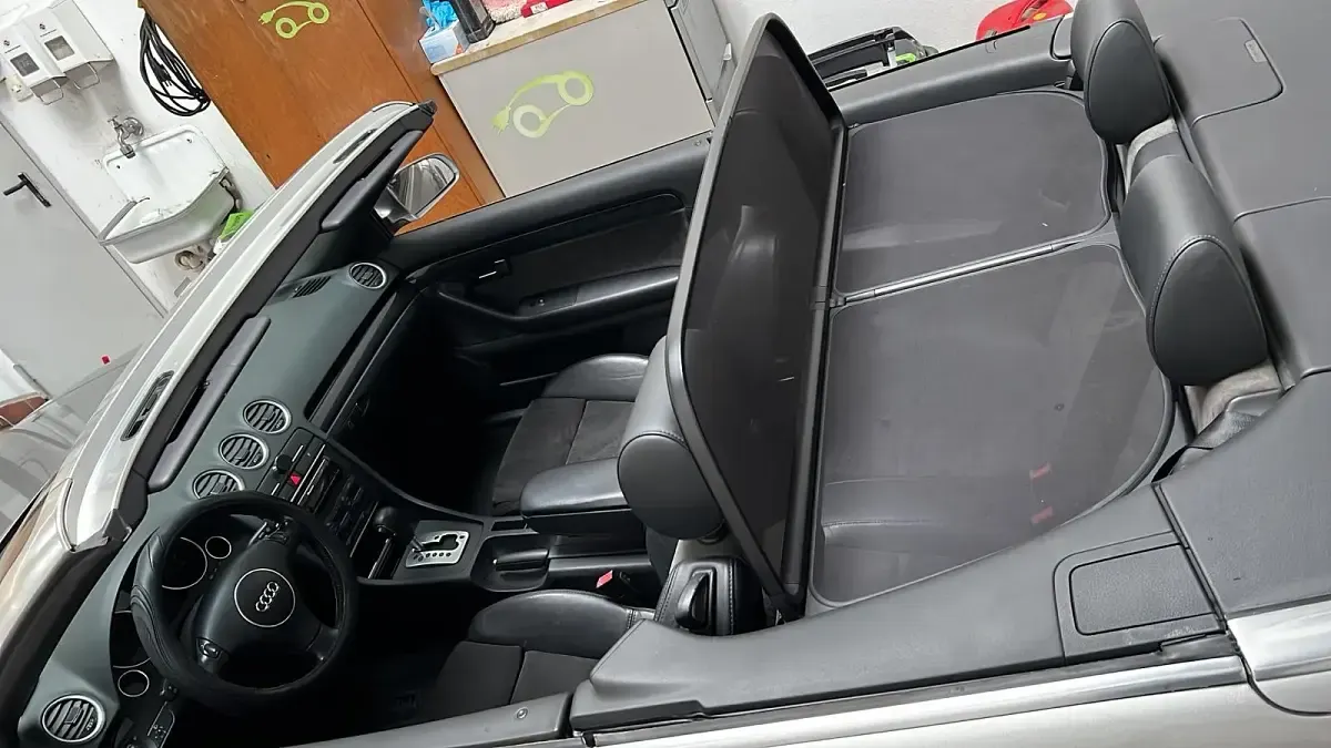 Brugt Audi A4 220 HK (161 kW) 2005 Grå Sedan