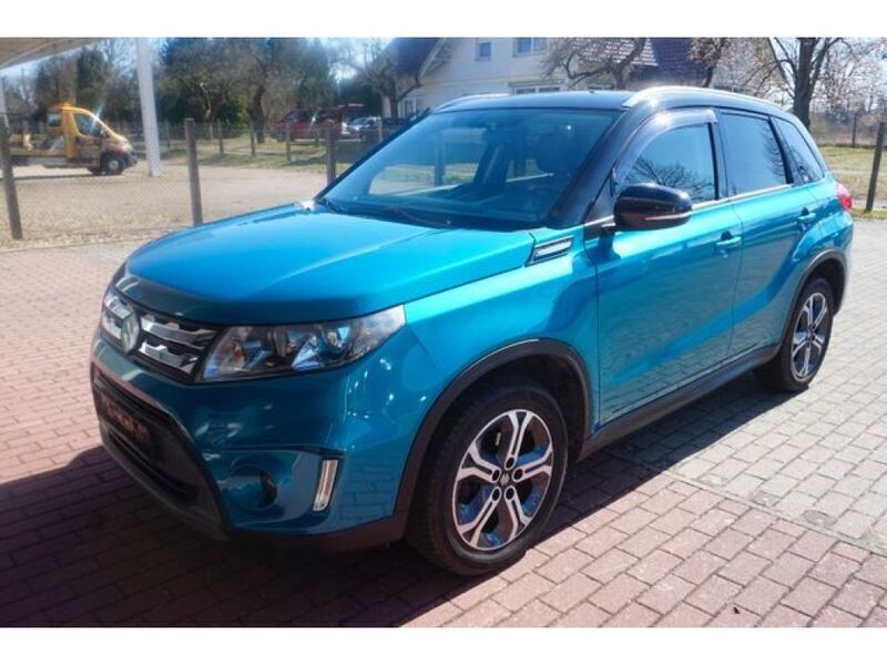 Atlantis/cosmic black met. (metallic) Gebraucht 2016 Suzuki Vitara Comfort SUV | 12.975 € (Fairer Preis) - Bild 1/4