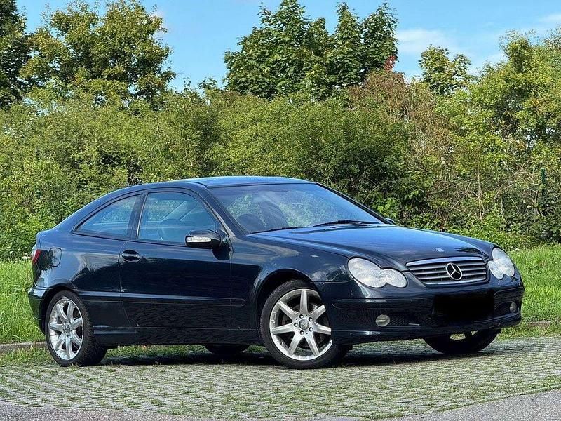 Schwarz Gebraucht 2001 Mercedes C230 Coupé | 3.500 € (Fairer Preis) - Bild 1/4
