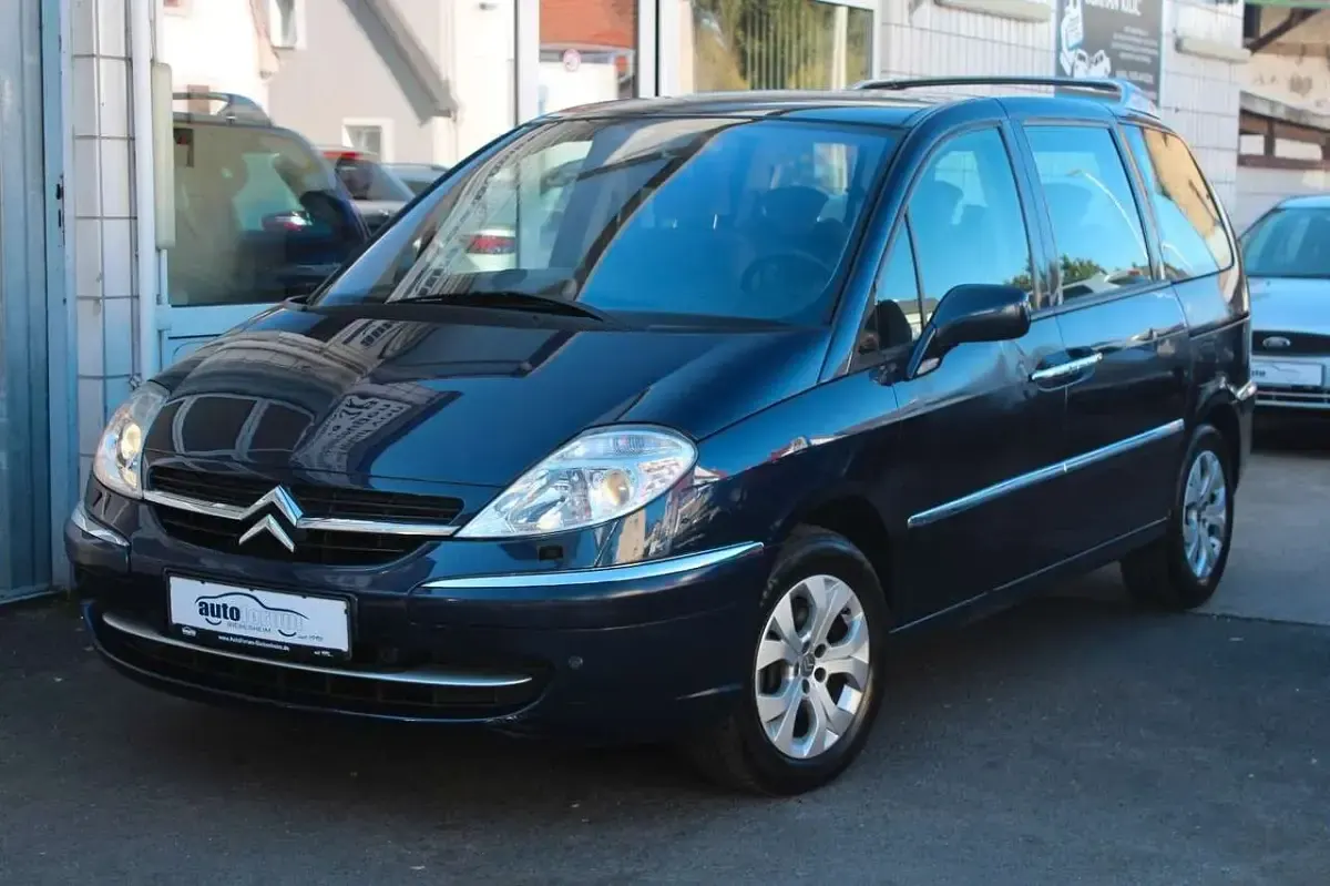 Używany Citroën C8 Exclusive 170 KM (125 kW) 2008 Niebieski Minivan