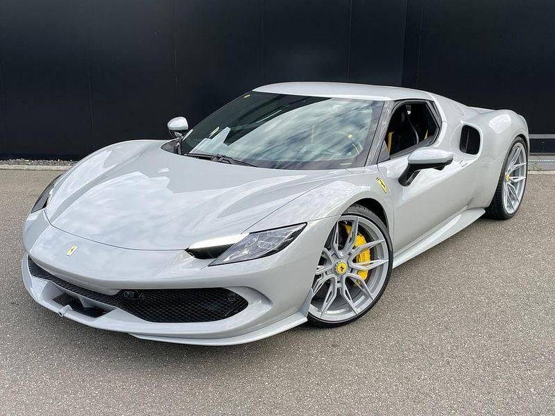 Gebraucht Ferrari 296 829 PS (609 kW) 2023 Grau