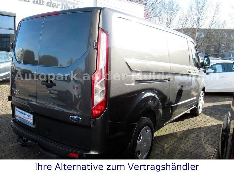Gebraucht Ford Transit 131 PS (96 kW) 2023 Grau Van / Kleinbus