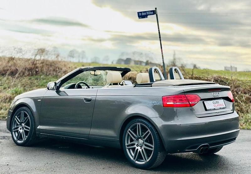Gebraucht Audi A3 Cabriolet Ambition 160 PS (117 kW) 2013 Grau Cabrio