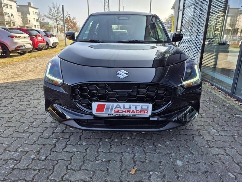 Neu Suzuki Swift Comfort 83 PS (61 kW) 2025 Schwarz Limousine