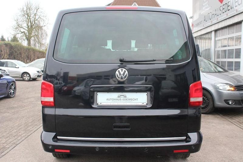 Second-hand VW T5 114 CP (83 kW) 2011 Negru Van