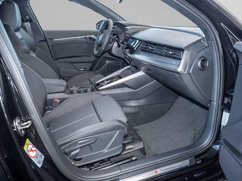 Usata Audi A3 110 CV (80 kW) 2025 Nero Berlina