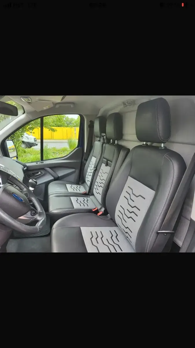 Gebraucht Ford Transit 150 PS (110 kW) 2014 Blau Van / Kleinbus