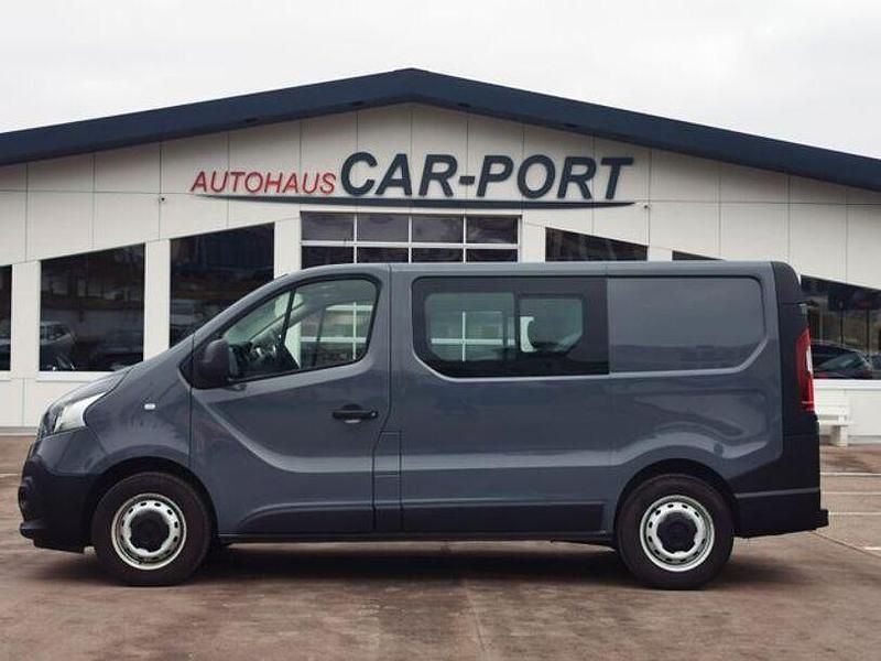 Gebraucht Renault Trafic 146 PS (107 kW) 2021 Grau Van / Kleinbus